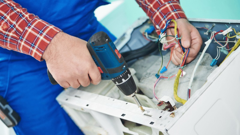 Gölmarmara Viessmann Viessmann çamaşır makinesi kart tamiri – Su almama arızası orijinal parça ile giderildi. - Teknik servis örneği